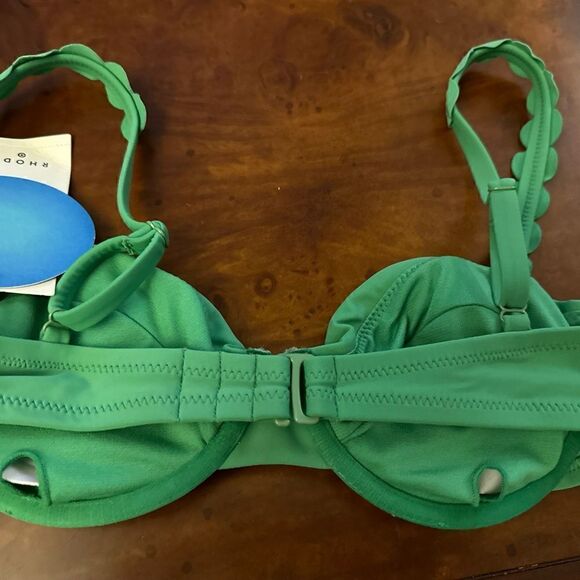 RHODE Women's Scallop Edge Underwire Bikini Top Green NWT Small or Medium - Picture 10 of 10